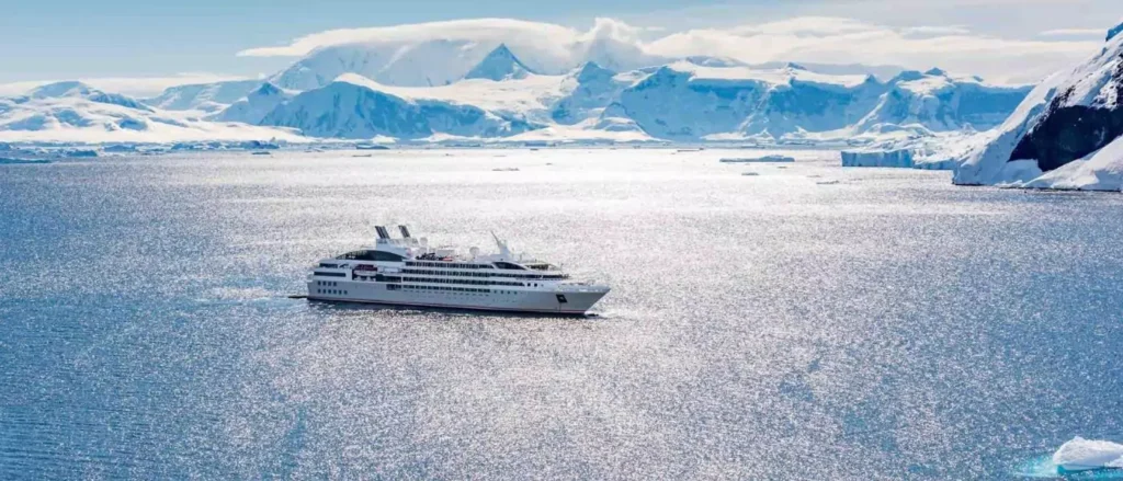 Abercrombie and Kent Luxury Antarctica Cruise