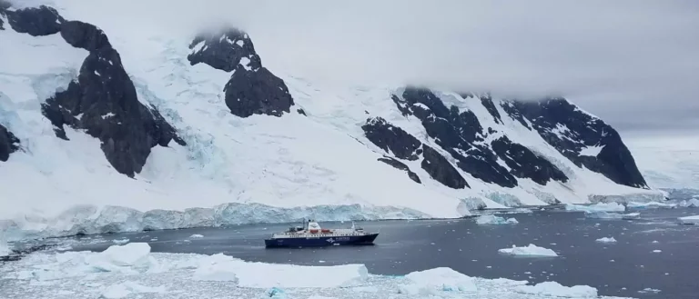 Luxury Antarctica Cruise Ship in icebergs