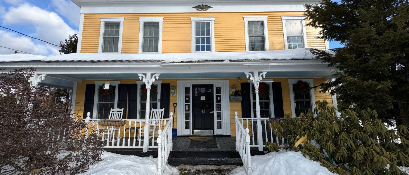 Kearsarge Inn Review: A Cheap Place to Stay in North Conway, New Hampshire