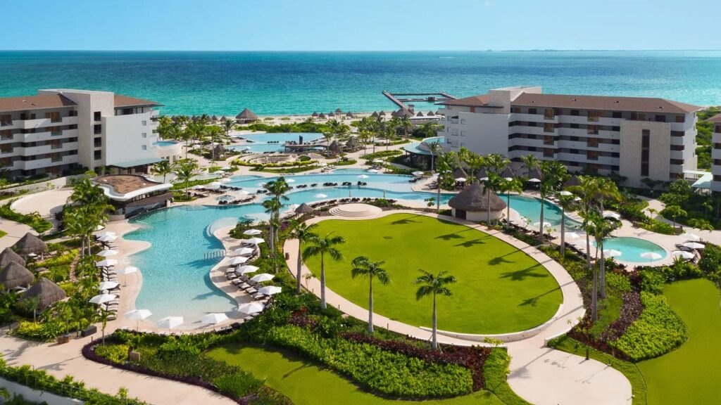 Dreams Playa Mujeres Lazy River