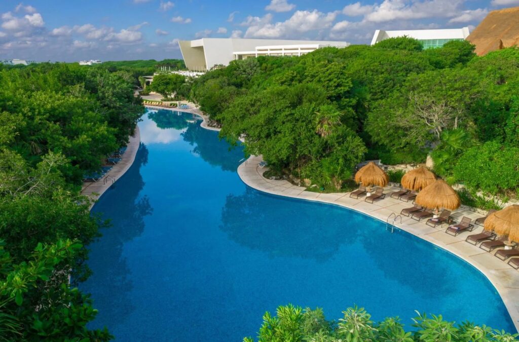 Grand Sirenis Riviera Maya Lazy River
