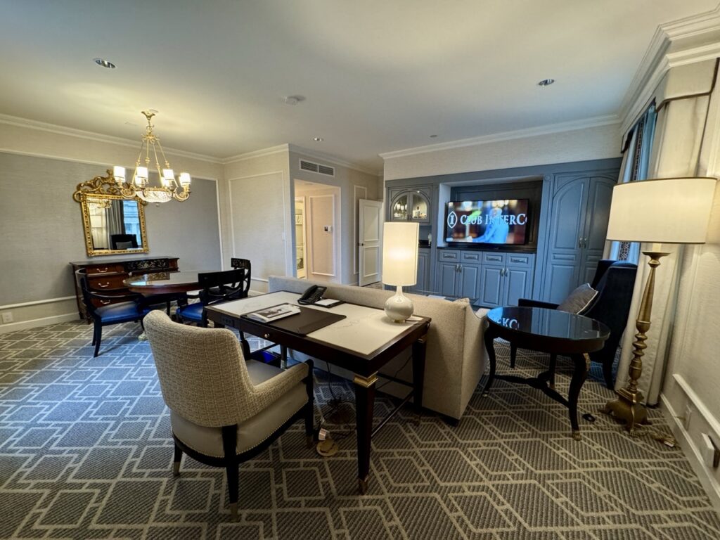 Sitting room in one bedroom suite at Willard InterContinental Washington, D.C